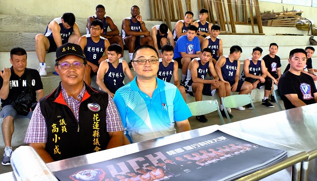 卓溪鄉假日籃球營 玉警宣導暑期青春專案 | 文章內置圖片