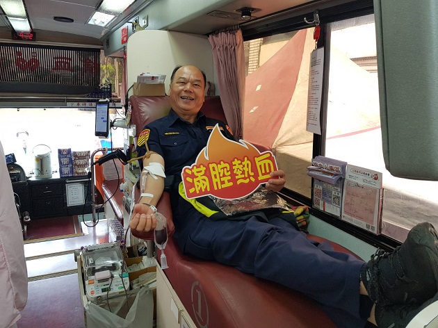 警察節前夕三重熱血警挽袖捐血助人 | 文章內置圖片
