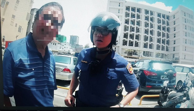 僅憑U型停車護欄，機智警尋獲愛車