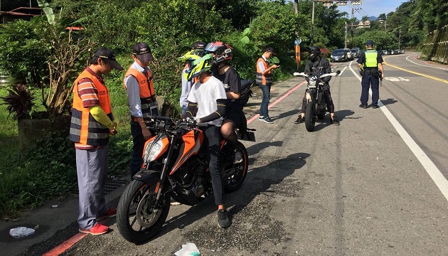 違規改裝車輛要注意 新店警擴大取締不法 | 文章內置圖片