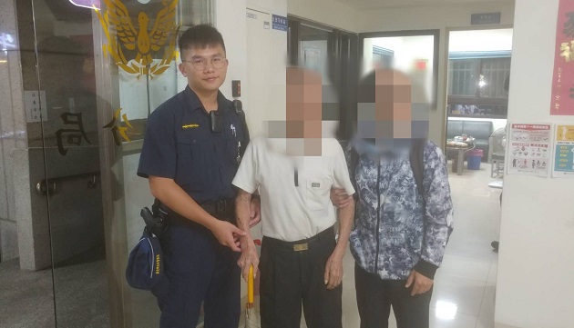 93歲高齡老翁從蘆洲家中迷失到土城 土城警運用警用科技找到家屬
