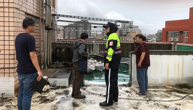 違章建築暗藏毒品分裝廠 新北市公安稽查強制拆除 | 文章內置圖片