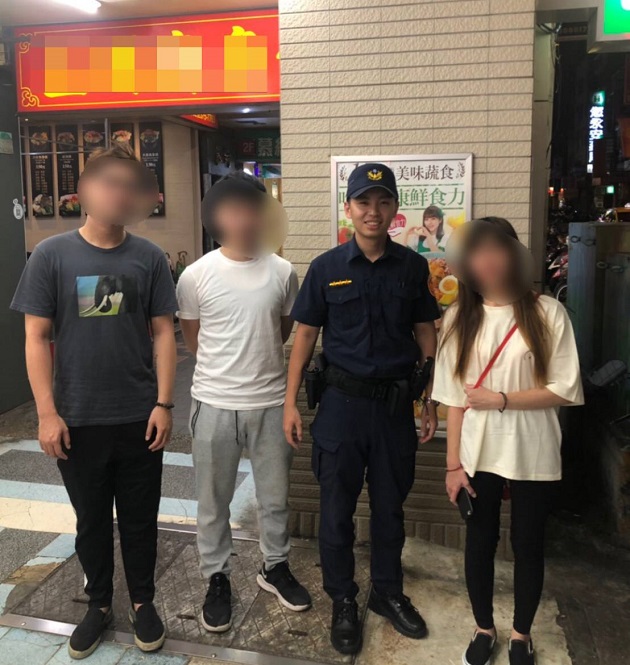 妙齡女子購買大量點數 機警店員與警方合作力阻詐騙 | 文章內置圖片