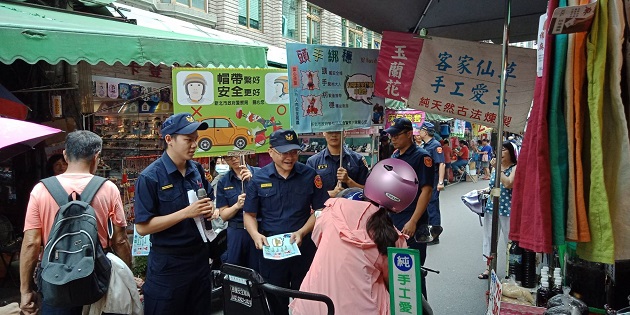 附載幼童高危險 蘆洲警於市場、學校擴大宣導 | 文章內置圖片