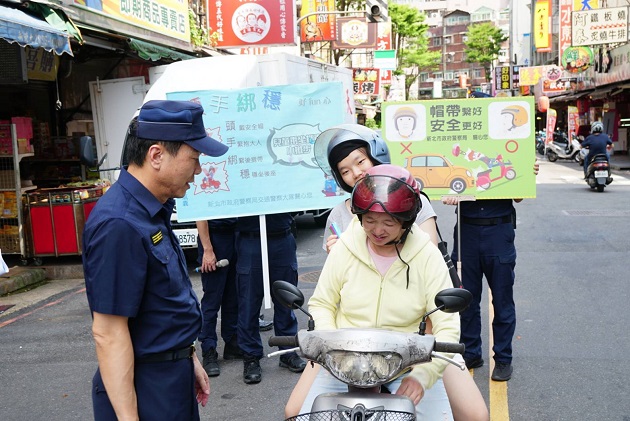 附載幼兒危險高，永和警宣導安全乘載小撇步 | 文章內置圖片