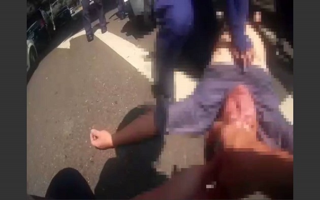 民眾開車突然昏迷追撞 警察CPR全力搶救 | 文章內置圖片