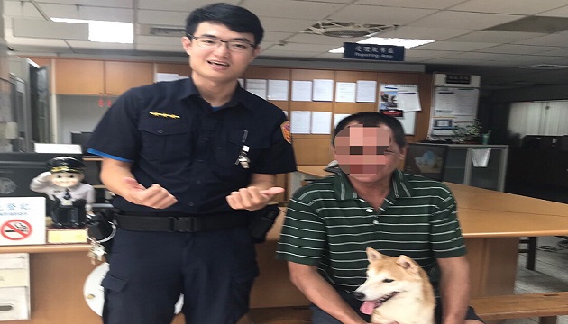 萌柴犬走失 三重警晶片掃描助返家