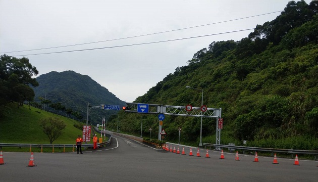 因应国庆连续假期 新店警加强交通疏导勤务