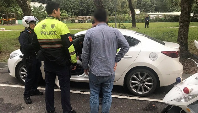 男子经济困难吞药轻生 内湖暖警即时抢救挽回宝贵性命