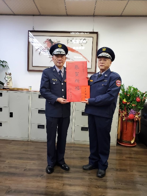 春節維護工作啟動 民防及義警大隊長特至三峽警分局慰問打氣 | 文章內置圖片