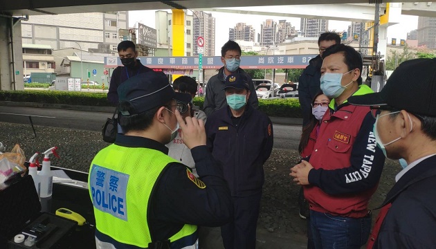 市府團隊強化酒測安全衛生防護網-新北警酒測不打折 | 文章內置圖片