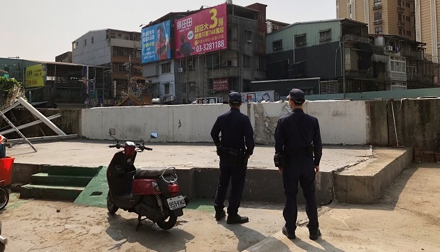 违章建筑暗藏赌博机房 新北市公安稽查强制拆除