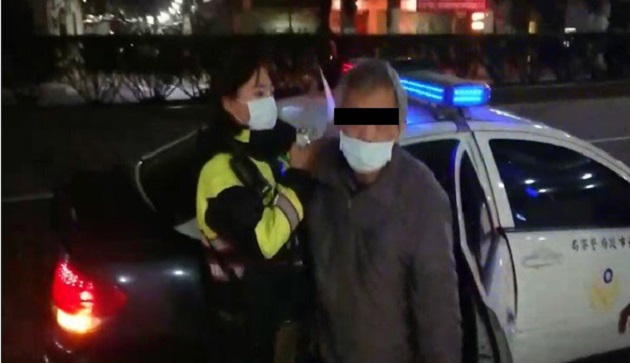 防疫期间家人少探视 失智男子从疗养机构偷跑返家迷途 树林警协助返回