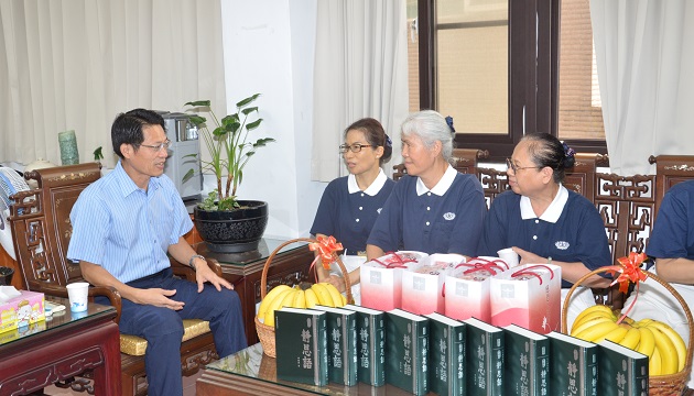 慈济警察节慰警辛劳 树林警热情接待