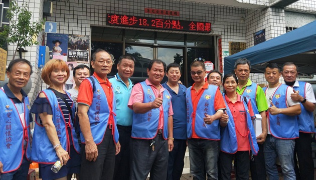 血庫缺血了！新莊警號召鄉親挽袖捐熱血一同響應