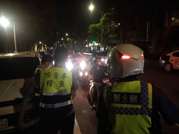 强化机车安全月执法 土城警同步取缔改装噪音车 | 文章内置图片