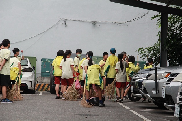 國中服務學習掃除登革熱 警宣導新興毒品打造無毒校園 | 文章內置圖片