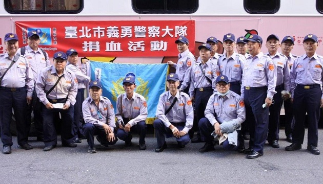 臺北市義勇警察大隊舉辦捐血活動 中正二區義警大隊捲起袖子、捐出熱血響應 | 文章內置圖片