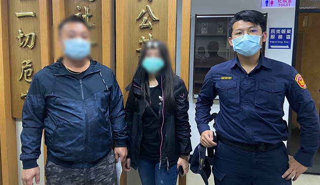 眼尖警寻获离家少女助团圆