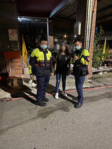 眼尖警寻获离家少女助团圆 | 文章内置图片