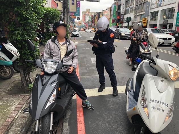 防制酒驾闯红灯等事故肇因 三重警加强交通大执法 | 文章内置图片