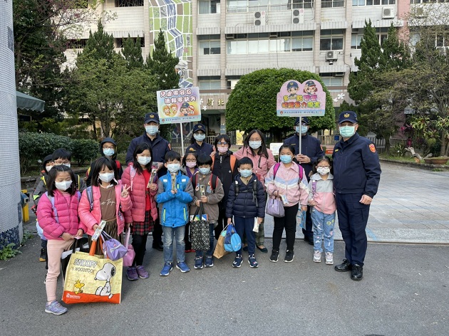 「最开心、安全的学习环境」三峡警分局全面启动护童勤务 | 文章内置图片