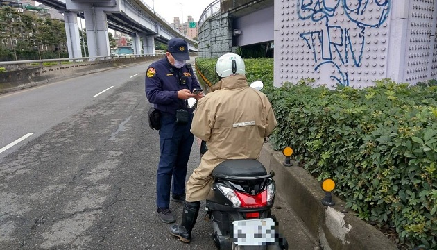 4月1日起为期7天交通大执法 新店警吁这几种违规最容易发生事故