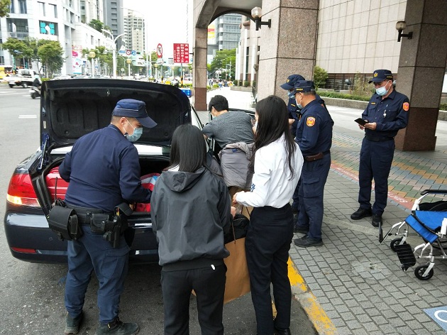 板橋警視民如親 安家專案護送太魯閣號傷者平安返家 | 文章內置圖片