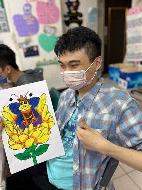 憨寶貝藝術培力啟動公益創新 化被動為主動，畫出自立的未來 | 文章內置圖片