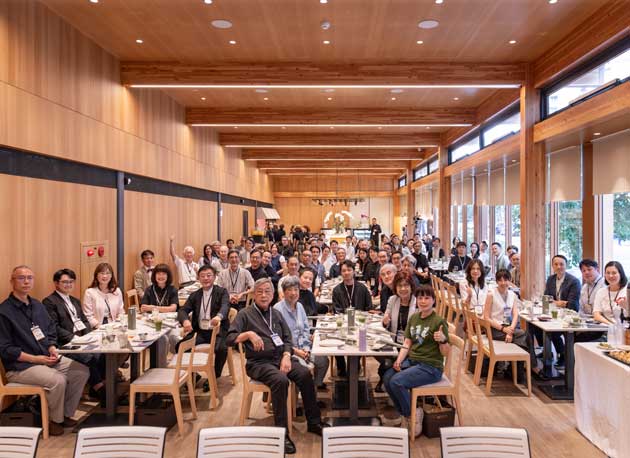 高架橋下的庇護餐廳 育成社福與建築師共創都市再生典範,打造最美的庇護工場