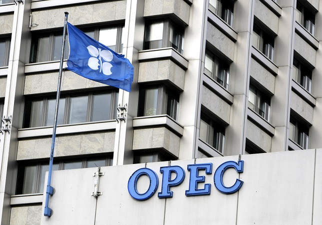 OPEC:生產量不變  國際油價暴跌