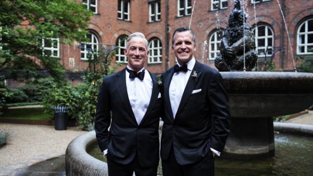 美駐丹麥大使結婚了！推特上分享與同性伴侶喜悅